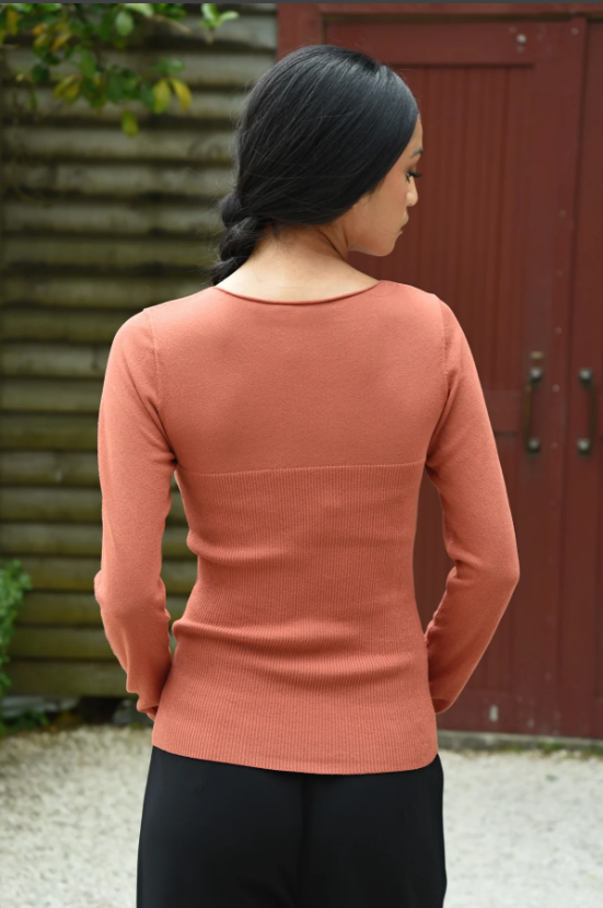 COOP A LITTLE KNIT TOP TERRACOTTA