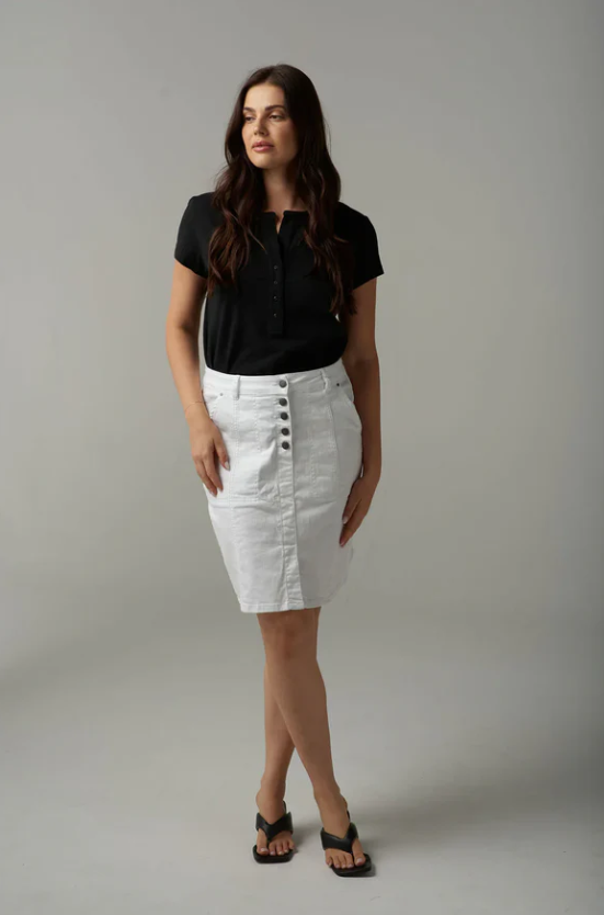 CLOTH+PAPER+SCISSORS HENLEY TEE BLACK