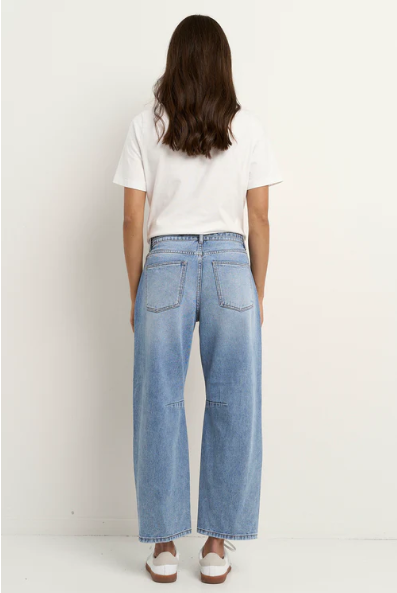 STORIES BE TOLD CAMPUS LIGHT BLUE TIE WAIST BARREL JEANS
