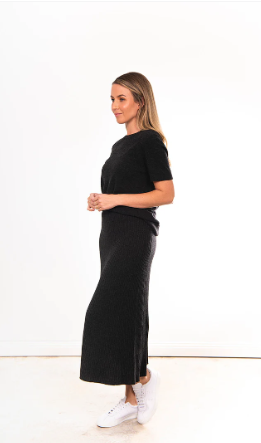 BRIDGE AND LORD SKIRT WITH FLARED HEM BLACK