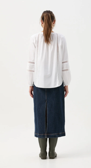 GOONDIWINDI EMBROIDED COTTON  LACE BLOUSE