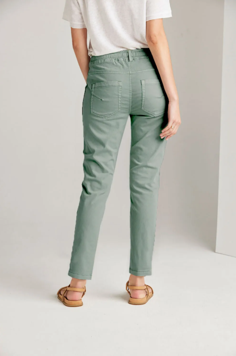 LANIA THE LABEL ZANE BOYFRIEND JEAN SEAMIST