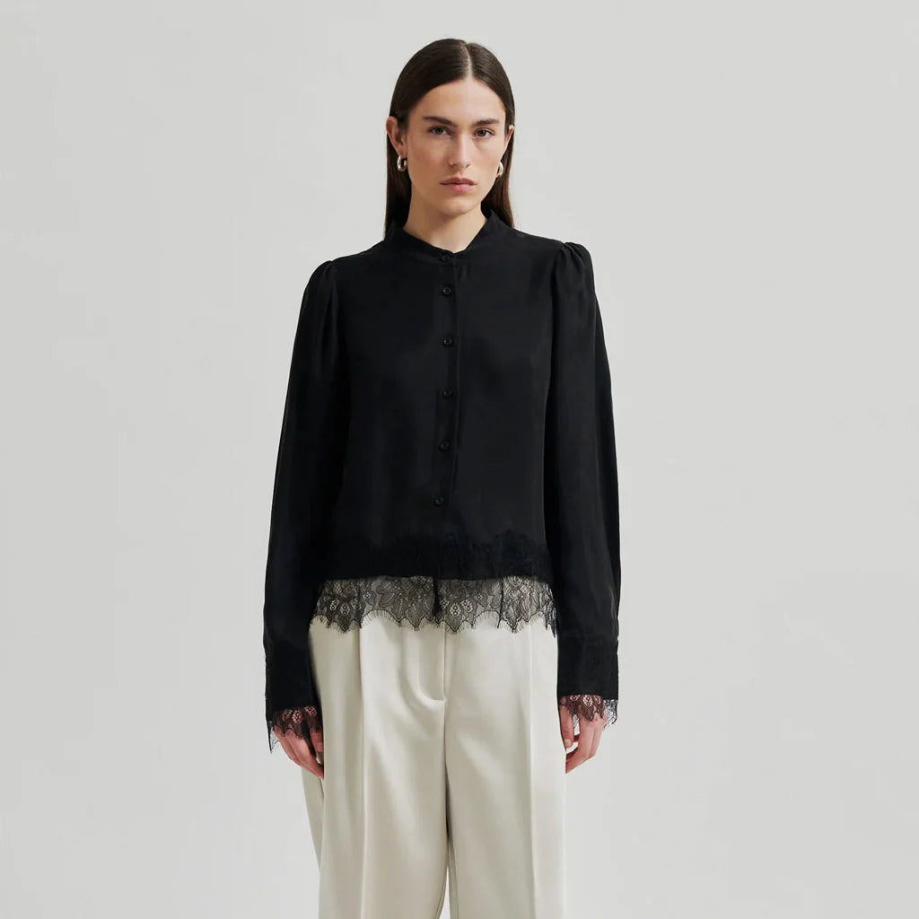 SECOND FEMALE ESMAE LACE SHIRT