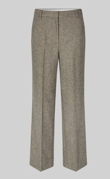 SECOND FEMALE LEVI TROUSERS
