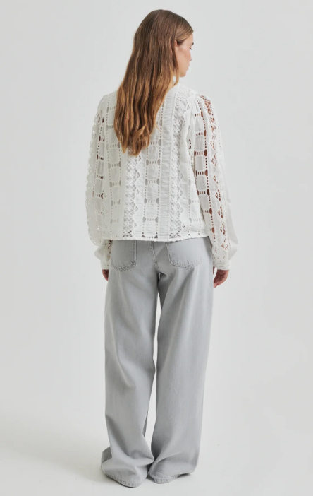 SECOND FEMALE MILINA BLOUSE COCONUT MILK