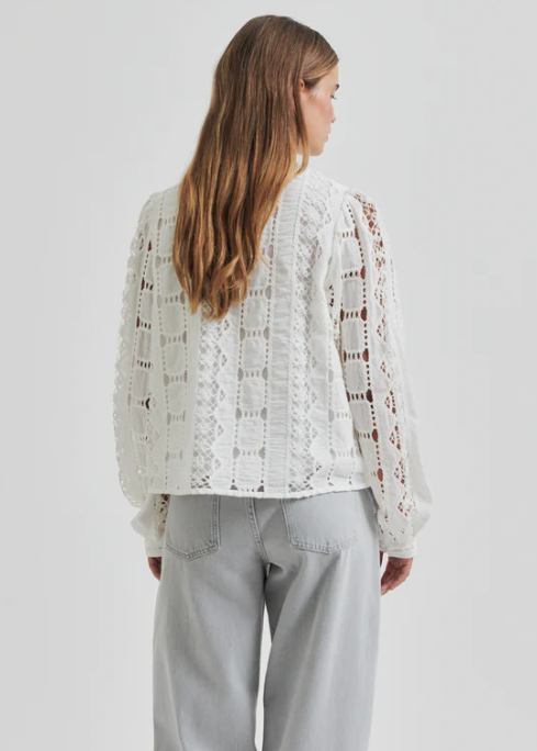 SECOND FEMALE MILINA BLOUSE COCONUT MILK