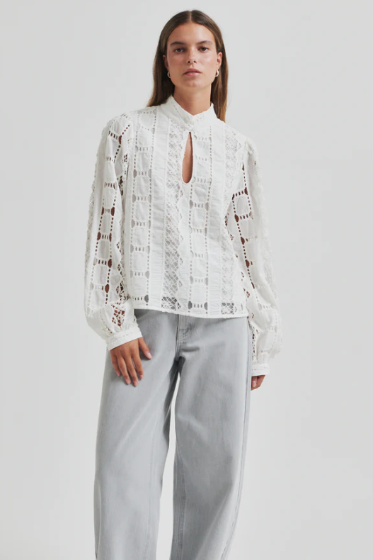 SECOND FEMALE MILINA BLOUSE COCONUT MILK