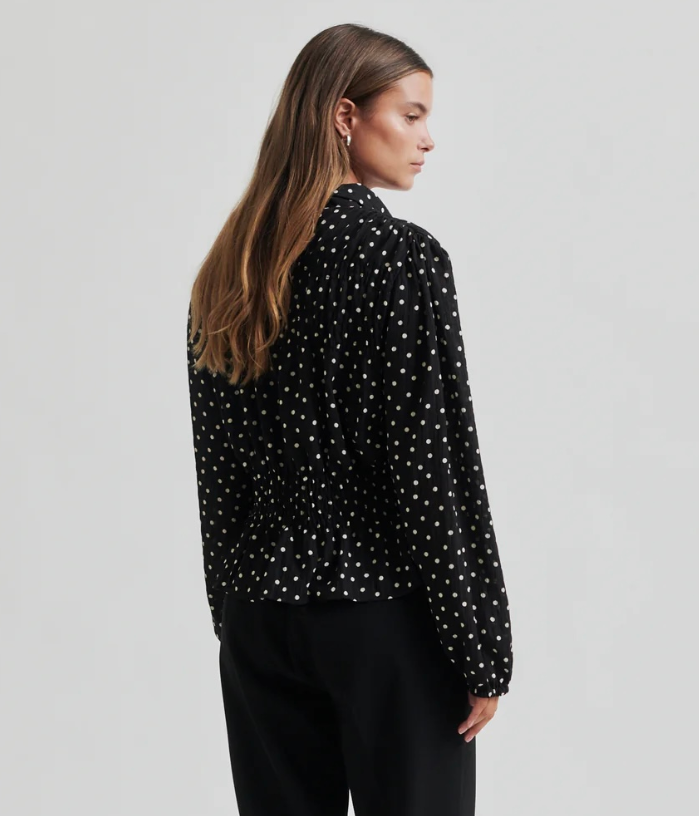 SECOND FEMALE TUVA BLACK SPOT PRINT SHIRT