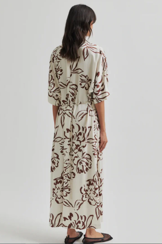 SECOND FEMALE BLOOMING FLORAL PRINT MIDI DRESS WHITE ALYSSUM