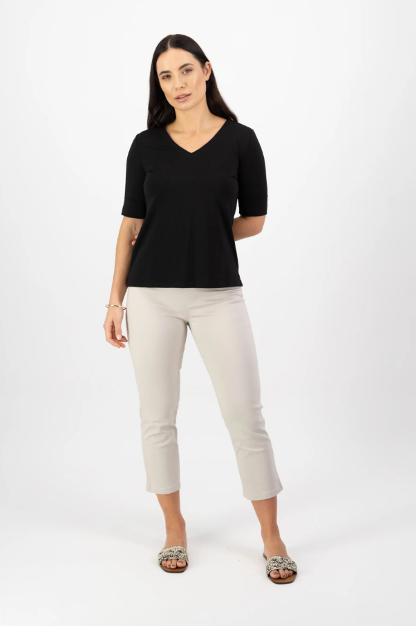 VASSALLI BLACK V NECK COTTON TOP