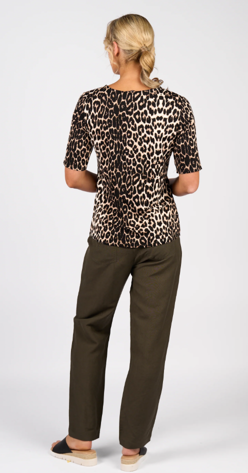VASSALLI 3/4 SLEEVE ROUND NECK KNIT TOP LEOPARD