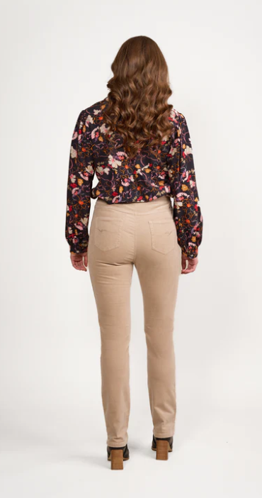VASSALLI SLIM LEG OAT PULL ON CORD