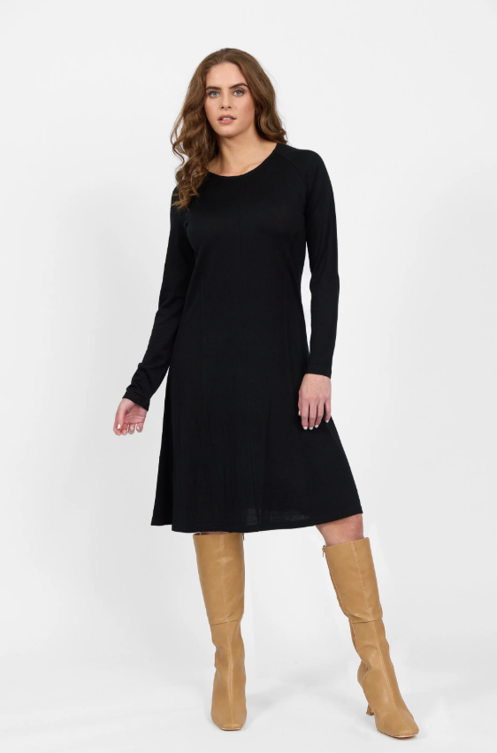 VASSALLI 100% MERINO LONG SLEEVE SWING DRESS BLACK