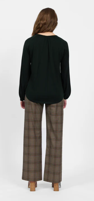 VASSALLI 100% MERINO ROUND NECK TOP WITH FRONT KEYHOLE FOREST